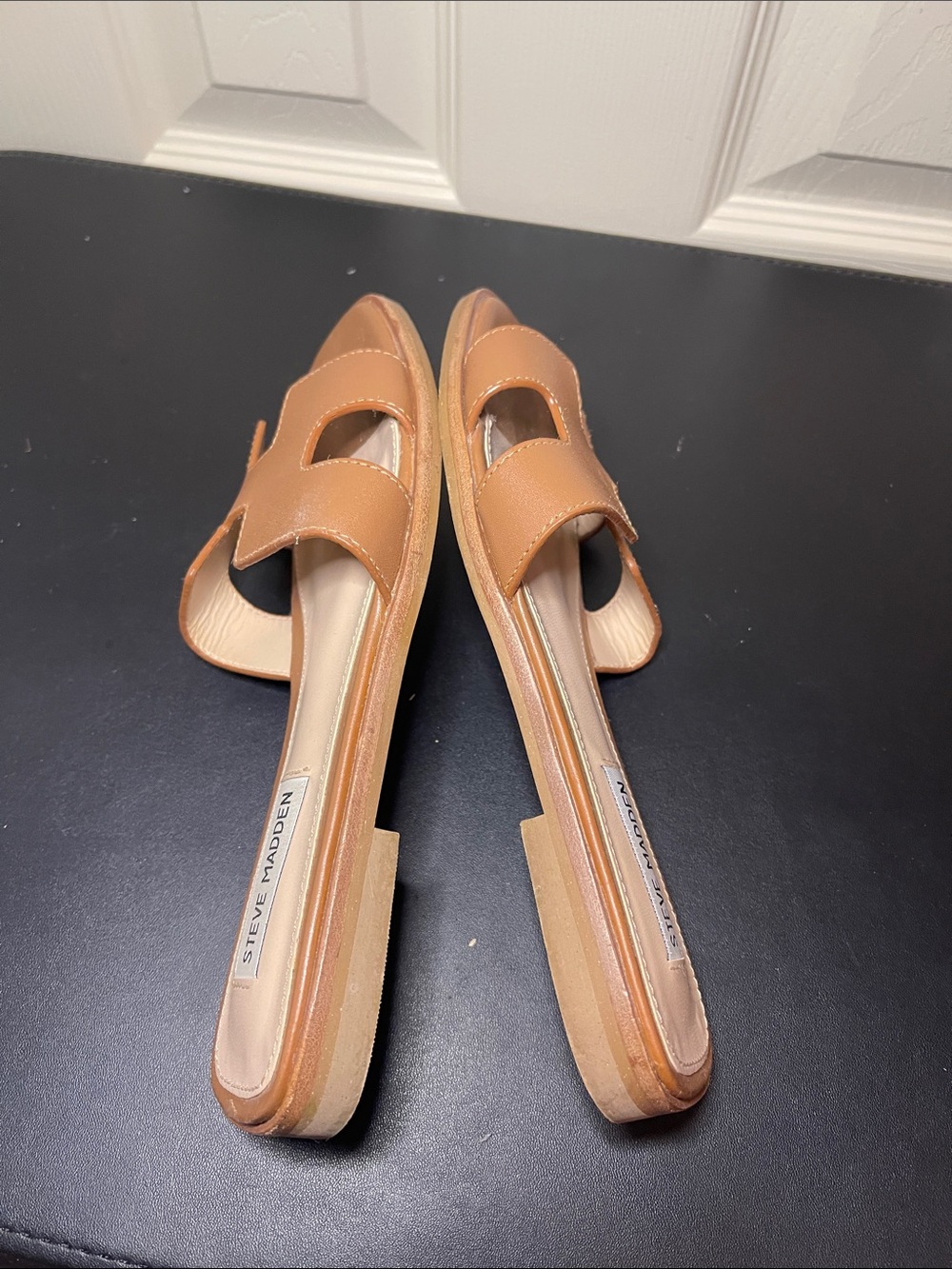 Steve Madden Cognac Brown Slide Mules - Picture 4 of 4
